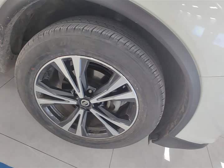 Фото 6 - Nissan X-Trail