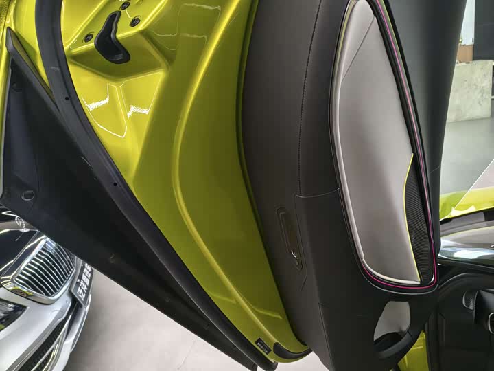 Фото 4 - McLaren Artura