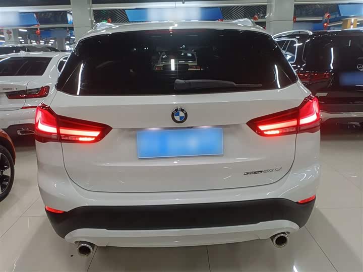 Фото 6 - BMW X1