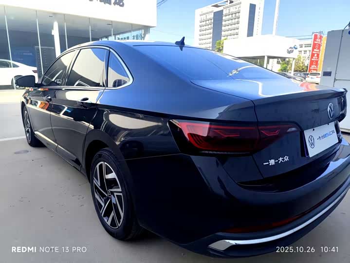 Фото 6 - Volkswagen Sagitar L