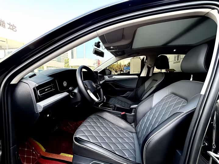 Фото 8 - Volkswagen Sagitar L