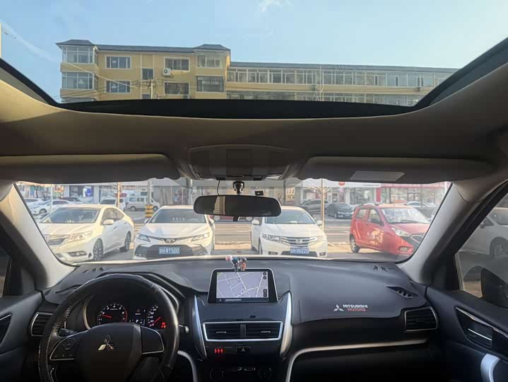 Фото 4 - Mitsubishi Eclipse Cross