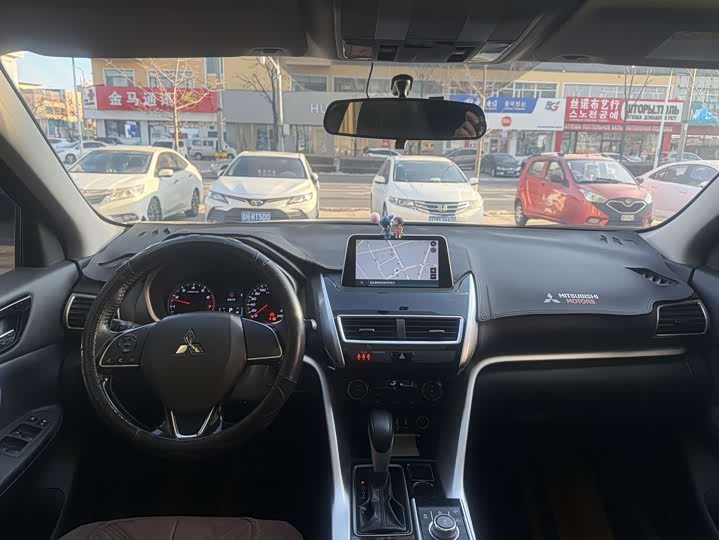 Фото 5 - Mitsubishi Eclipse Cross