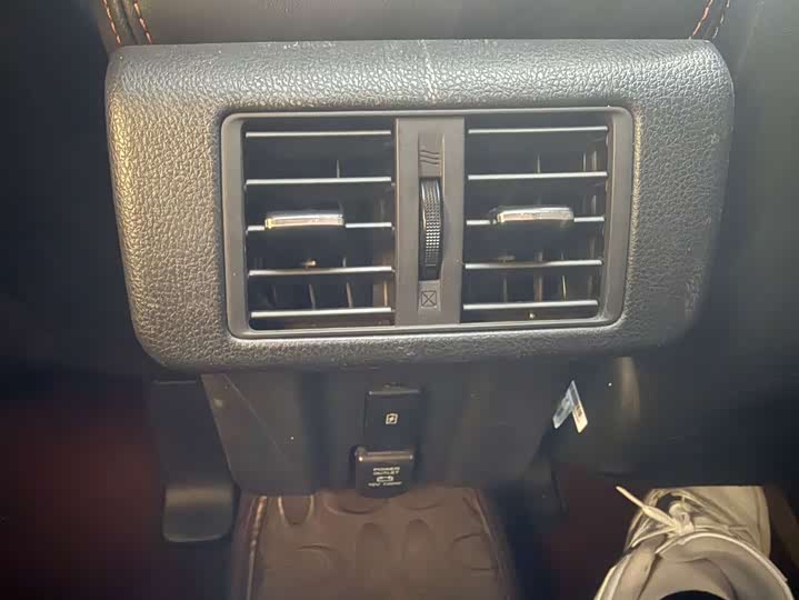 Фото 6 - Mitsubishi Eclipse Cross