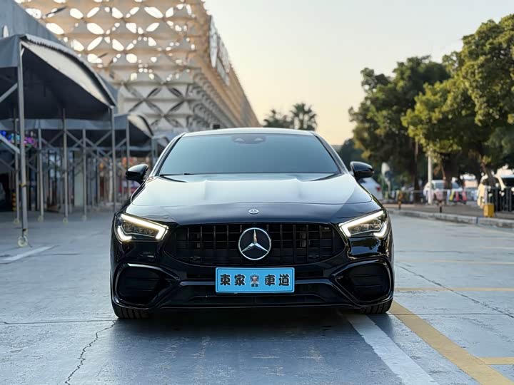Фото 2 - Mercedes-Benz CLA-Class AMG