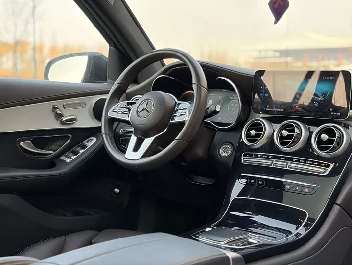 Фото 8 - Mercedes-Benz GLC-Class