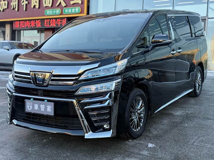Фото 1 - Toyota Vellfire