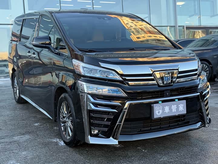 Фото 3 - Toyota Vellfire