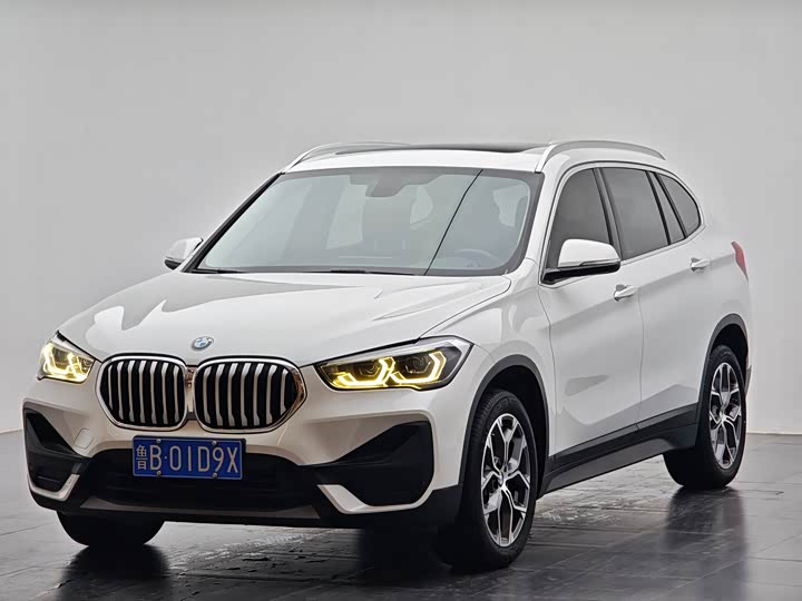 Фото 3 - BMW X1