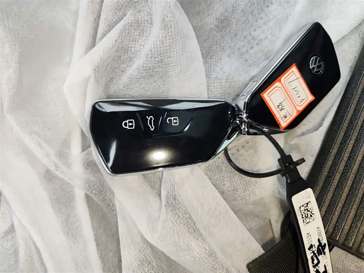 Фото 9 - Volkswagen Golf