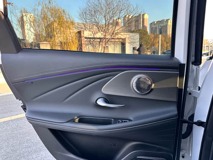 Фото 9 - Chery Arrizo 8