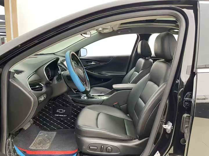 Фото 3 - Chevrolet Malibu XL