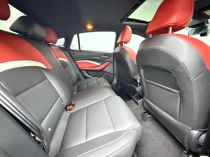 Фото 9 - MG Motor 5