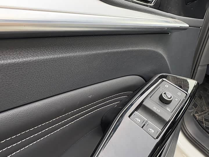 Фото 9 - Volkswagen ID.4 Crozz