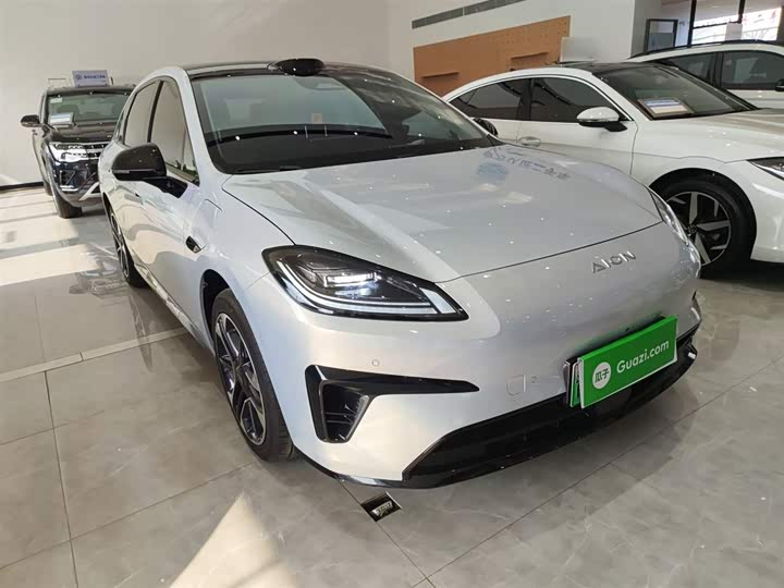 Фото 4 - GAC Aion RT