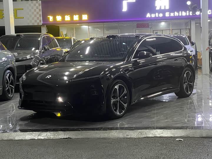 Фото 1 - Nio ET5T