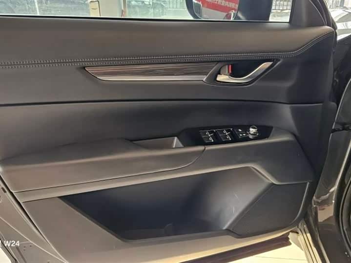 Фото 7 - Mazda CX-5