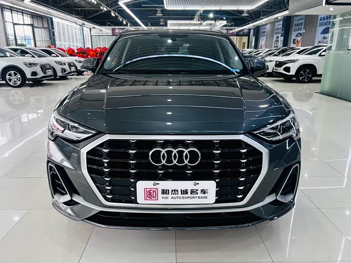 Фото 2 - Audi Q3