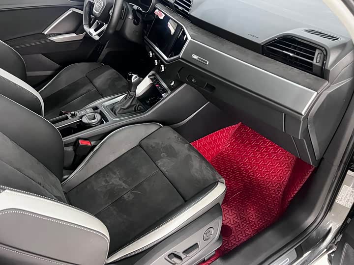 Фото 5 - Audi Q3