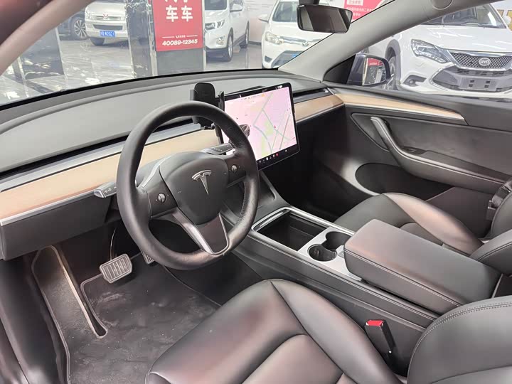 Фото 7 - Tesla Model Y