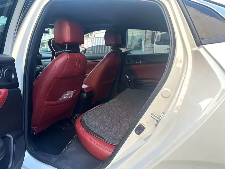 Фото 3 - Honda Civic