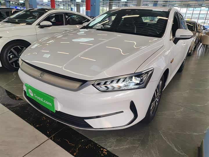 Фото 1 - BYD Qin Plus