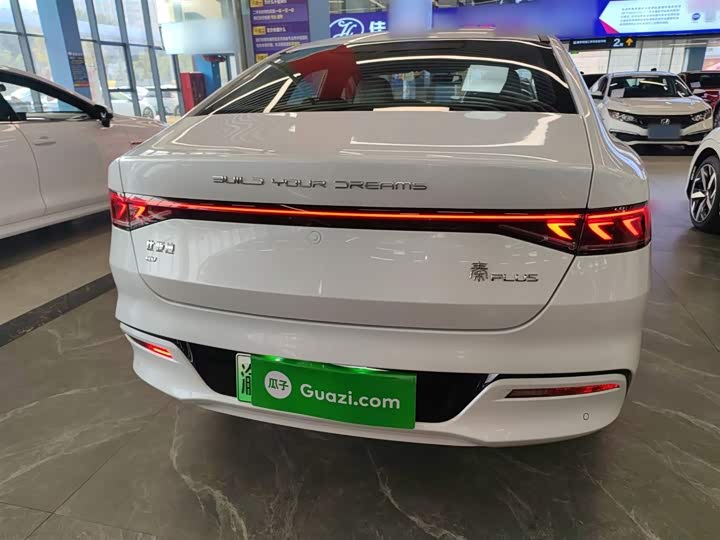 Фото 6 - BYD Qin Plus