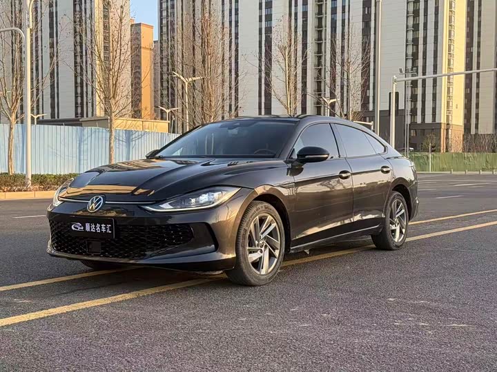 Фото 1 - Volkswagen Lamando L