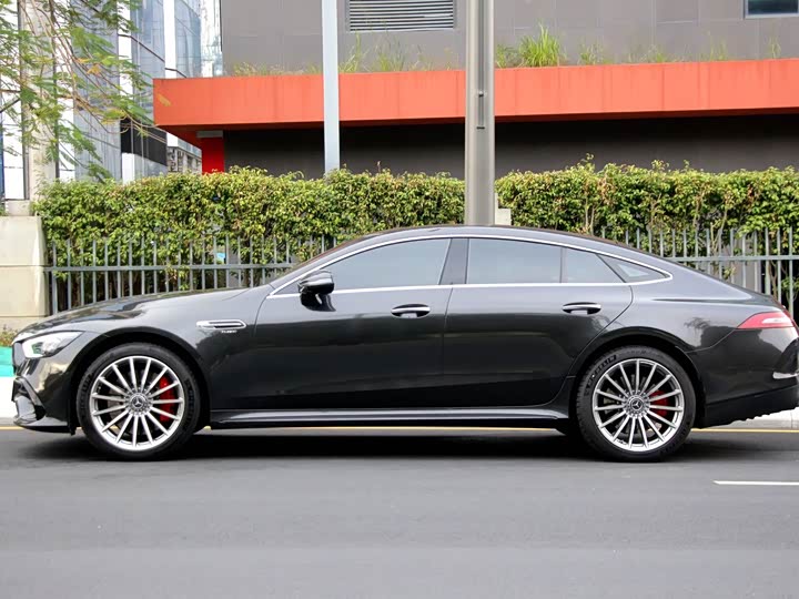 Фото 3 - Mercedes-Benz AMG GT