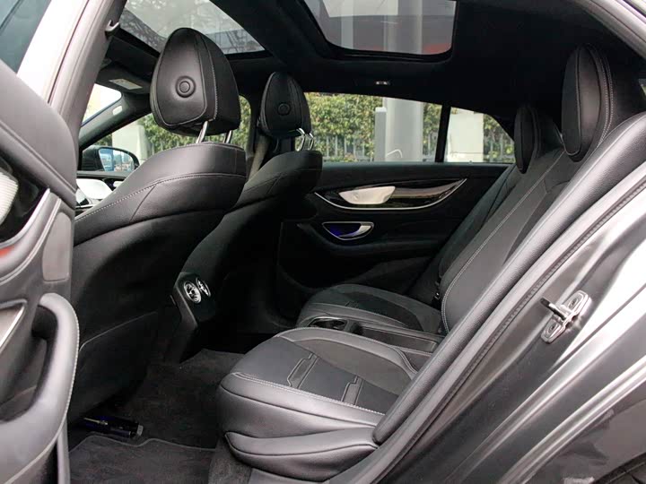 Фото 7 - Mercedes-Benz AMG GT