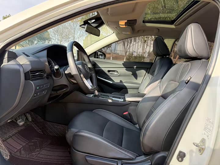 Фото 4 - Nissan Sylphy