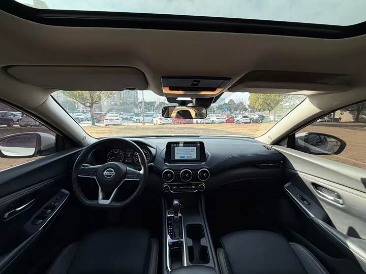 Фото 6 - Nissan Sylphy