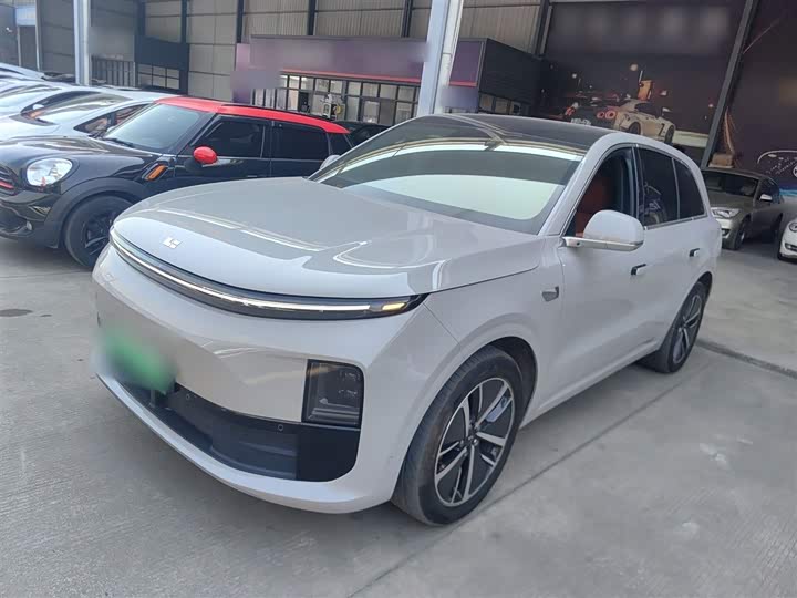 Фото 1 - LiXiang L6