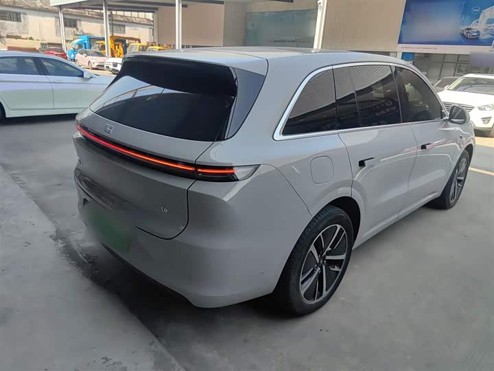 Фото 7 - LiXiang L6