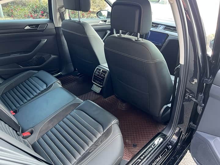 Фото 6 - Volkswagen Magotan