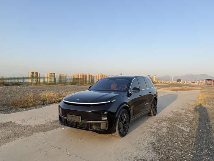 Фото 1 - LiXiang L9