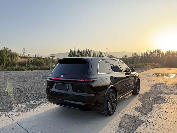 Фото 6 - LiXiang L9