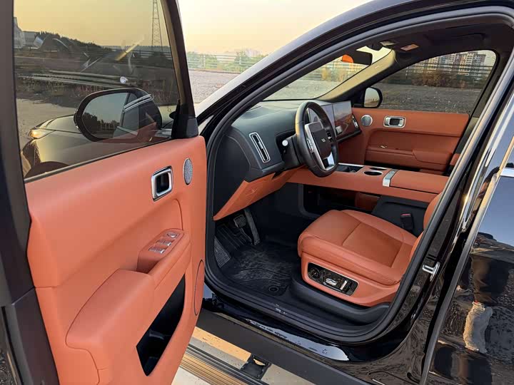 Фото 7 - LiXiang L9