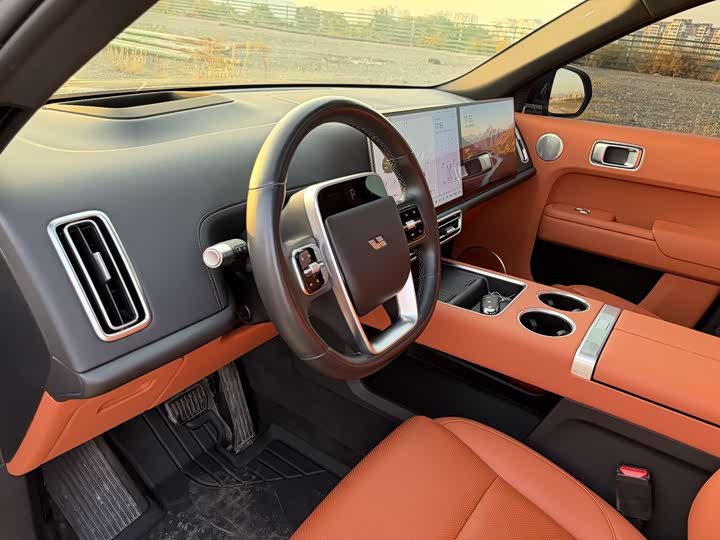 Фото 8 - LiXiang L9