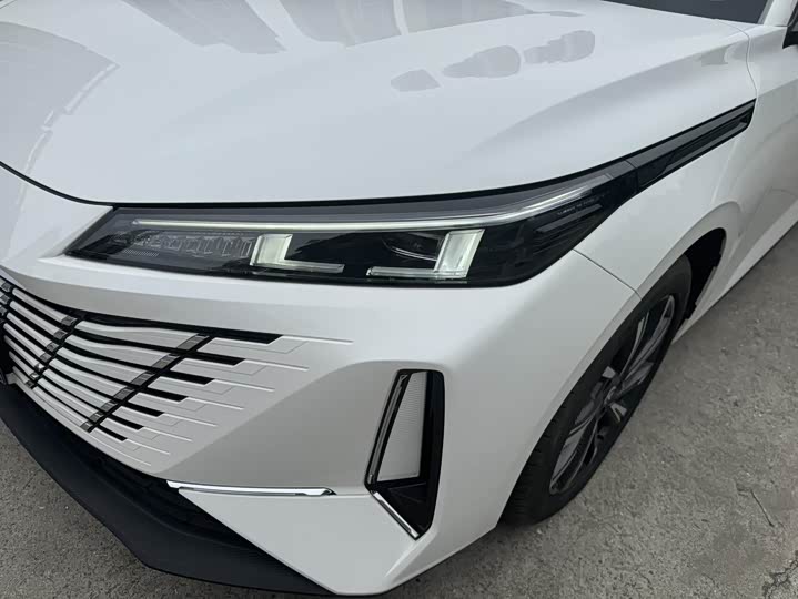 Фото 4 - Changan Eado Plus