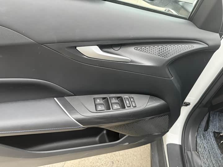 Фото 9 - Changan Eado Plus