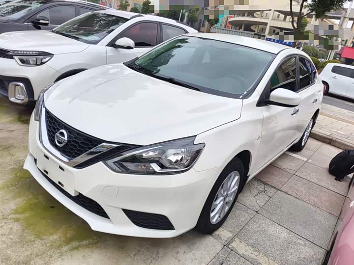 Фото 2 - Nissan Sylphy