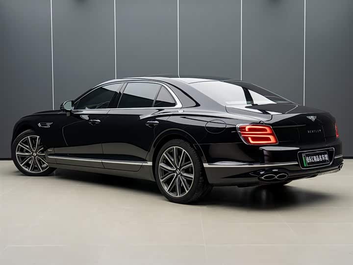 Фото 4 - Bentley Flying Spur Hybrid