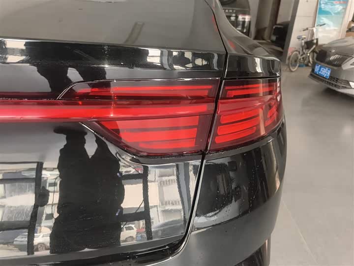 Фото 8 - Geely Preface