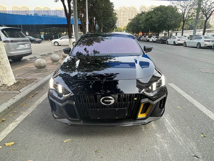 Фото 2 - GAC Trumpchi Empow R