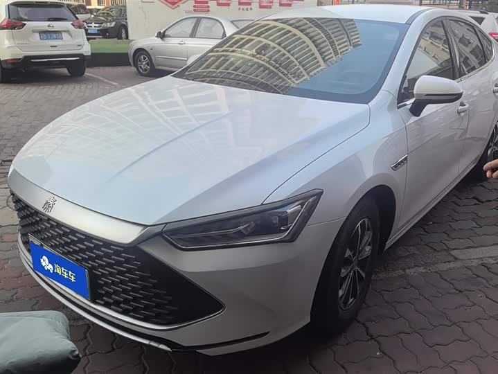 Фото 1 - BYD Qin Plus