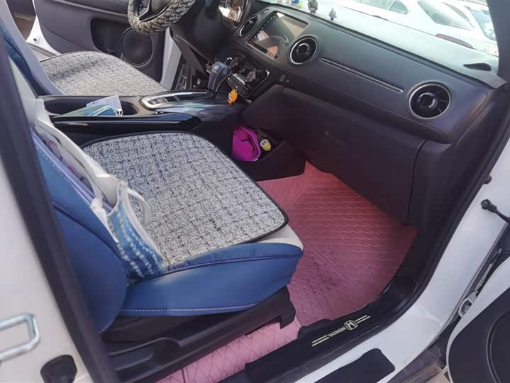 Фото 8 - Honda XR-V