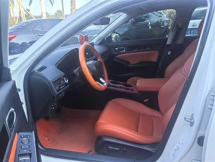 Фото 3 - Honda Civic