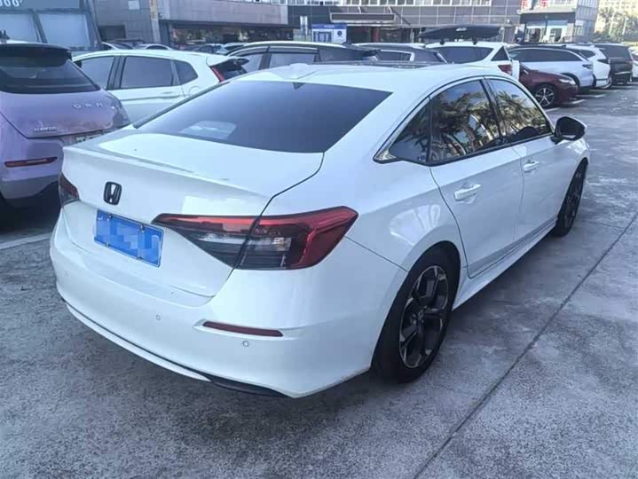 Фото 7 - Honda Civic