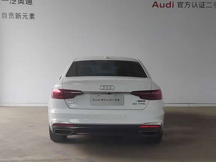 Фото 9 - Audi A4L